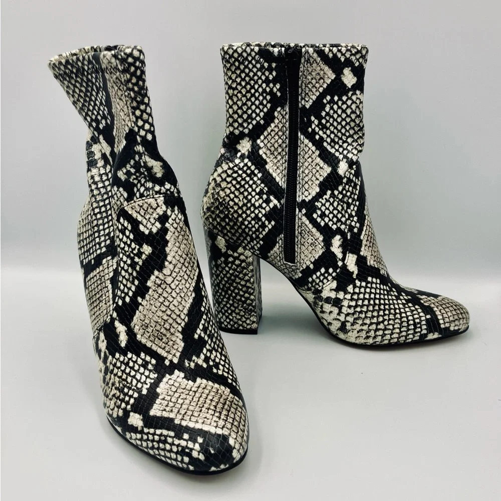 Aldo Aurella 3.5” Block Heel Snakeskin Pattern Ankle Boots size 7 EUC - Picture 3 of 10